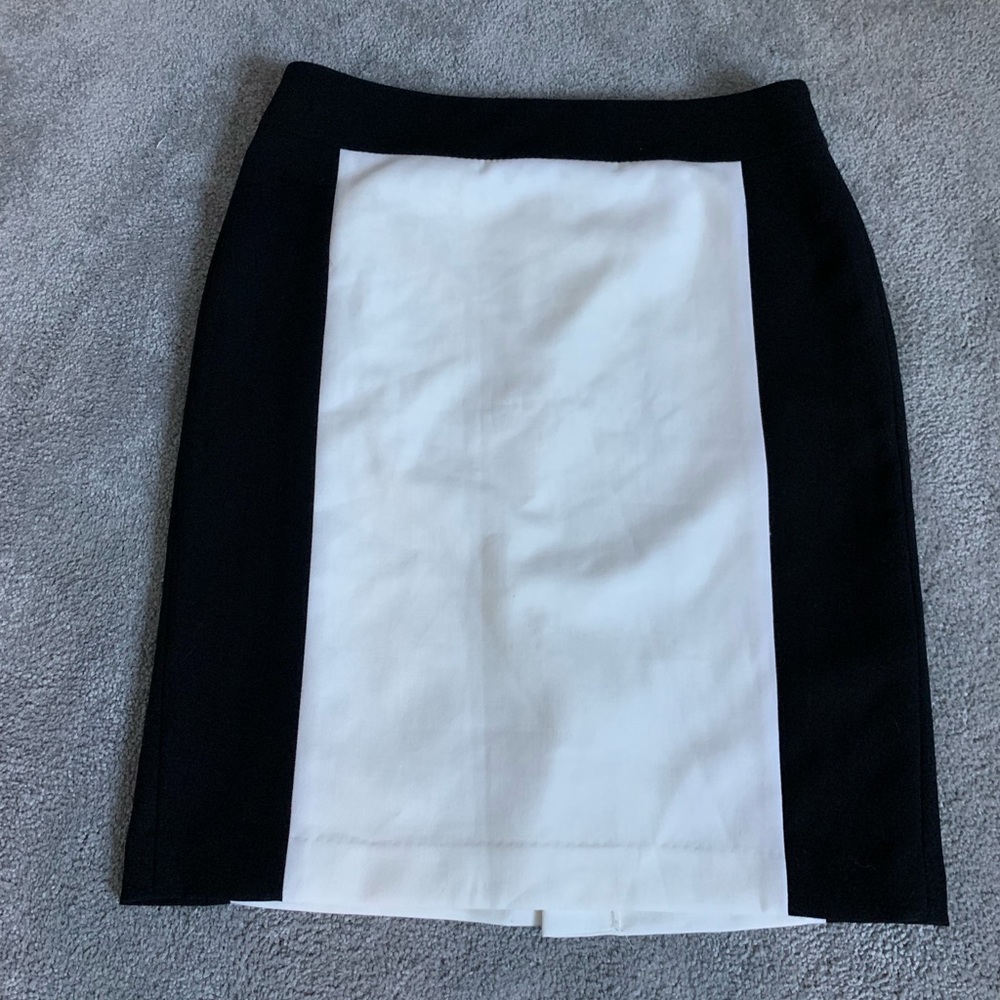 Calvin Klein Pencil skirt